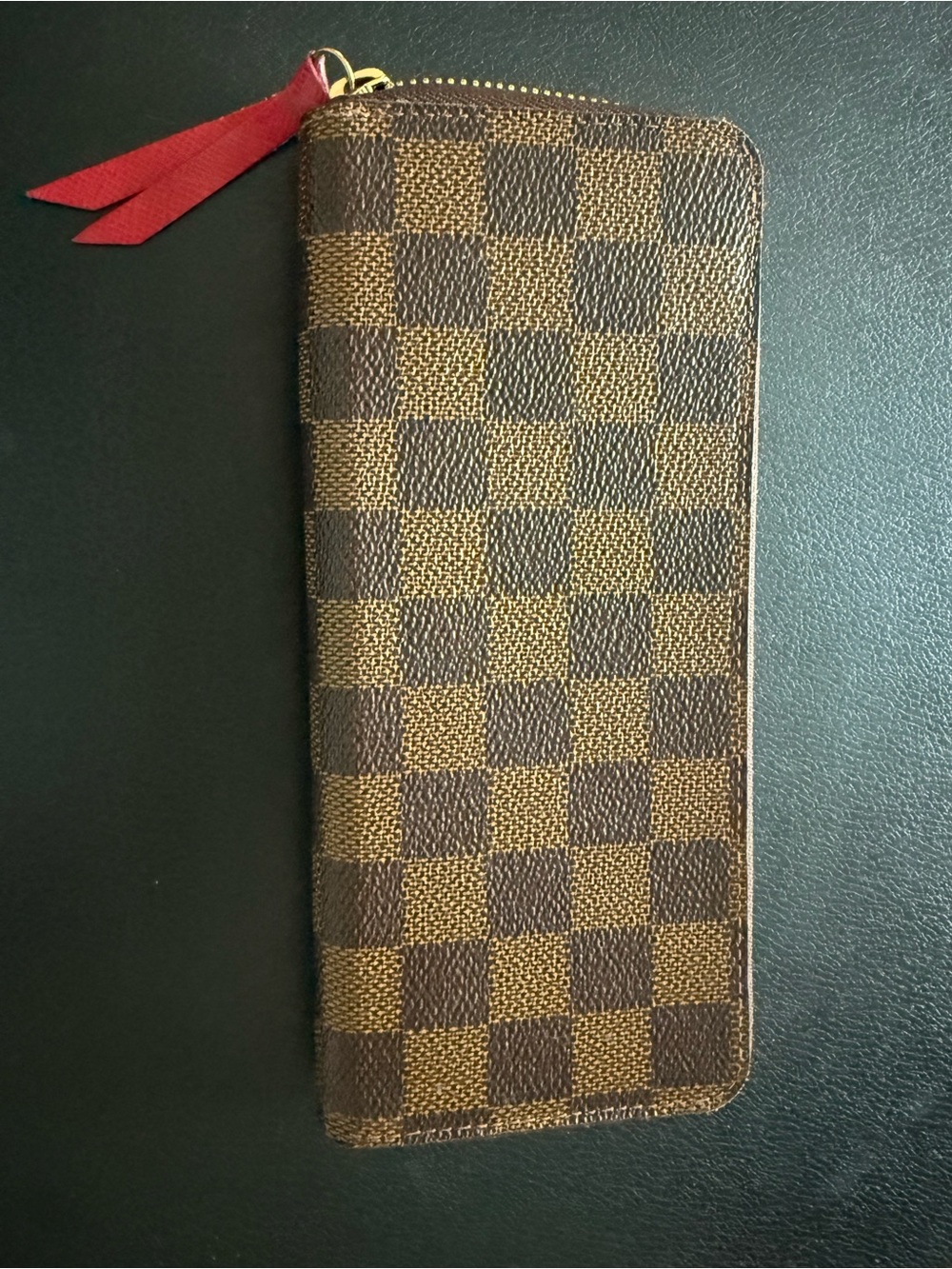 Louis Vuitton Zippy Wallet